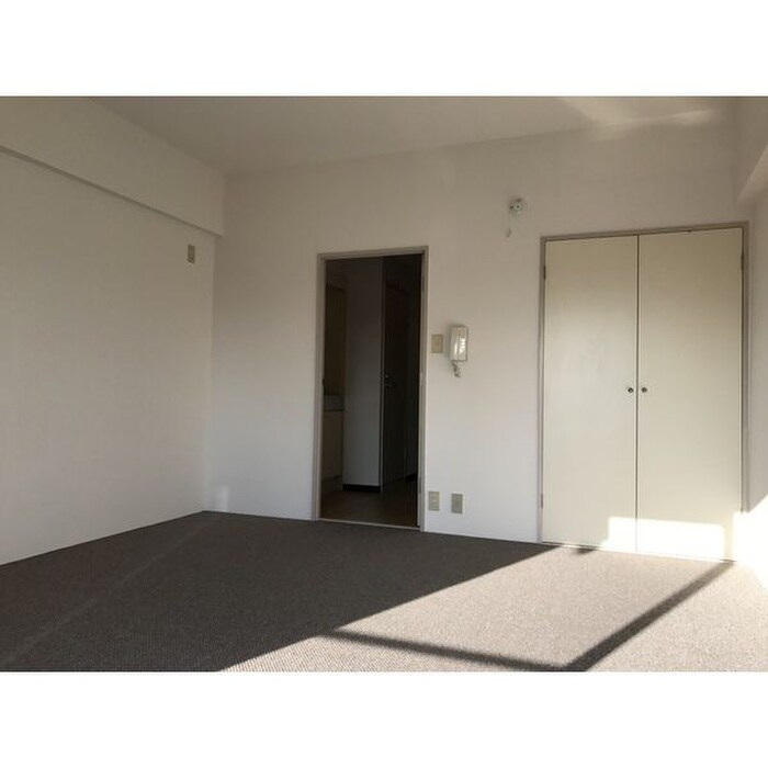 物件内観写真13　(居室)