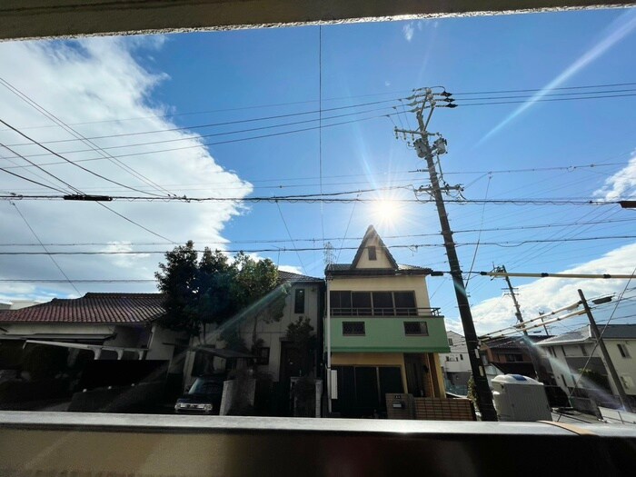 物件内観写真15　(室内からの展望)