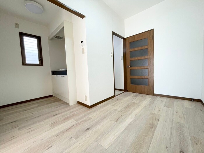 物件内観写真18　(居室)