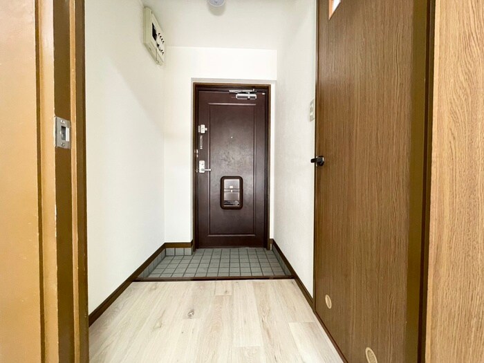 物件内観写真22　(廊下)