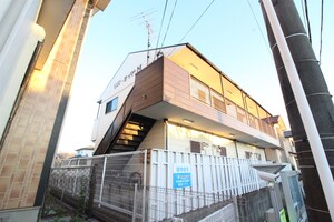 リバ－サイドＭ外観写真