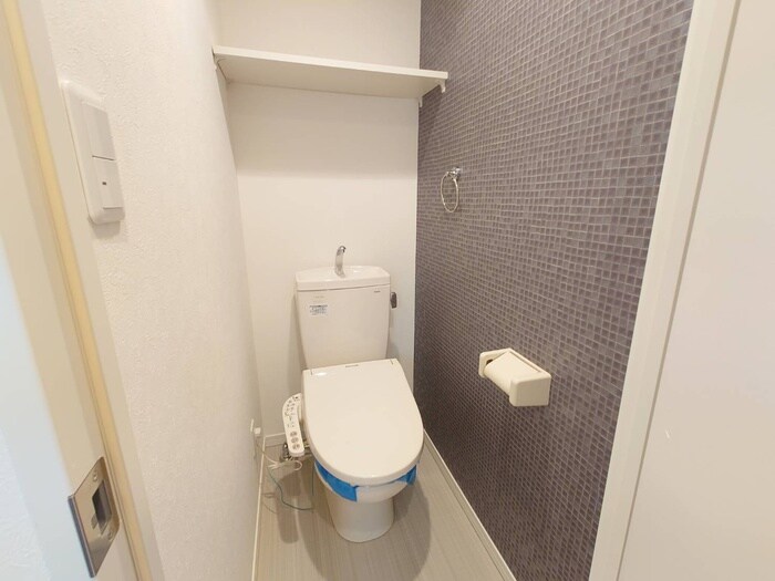 物件内観写真11　(トイレ)