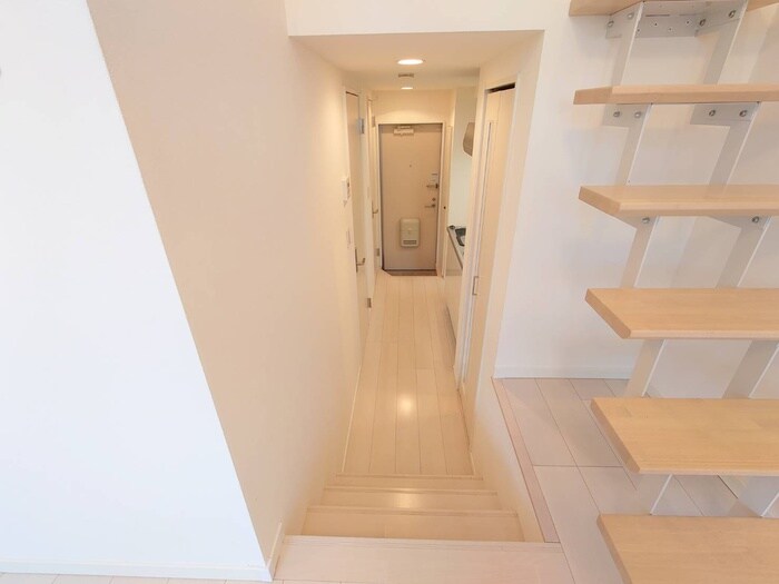 物件内観写真20　(廊下)