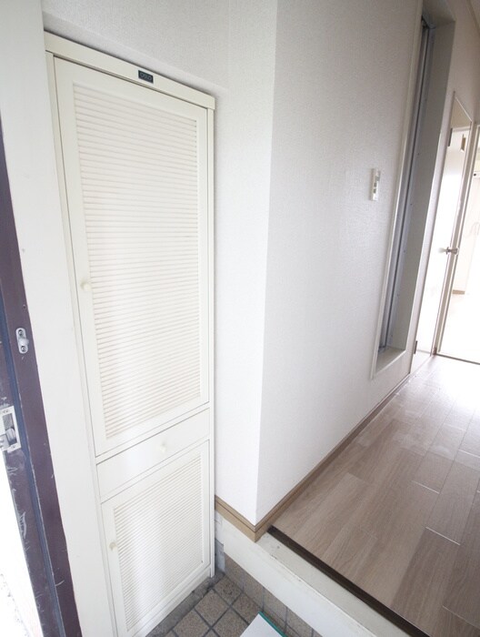 物件内観写真13　(靴箱)