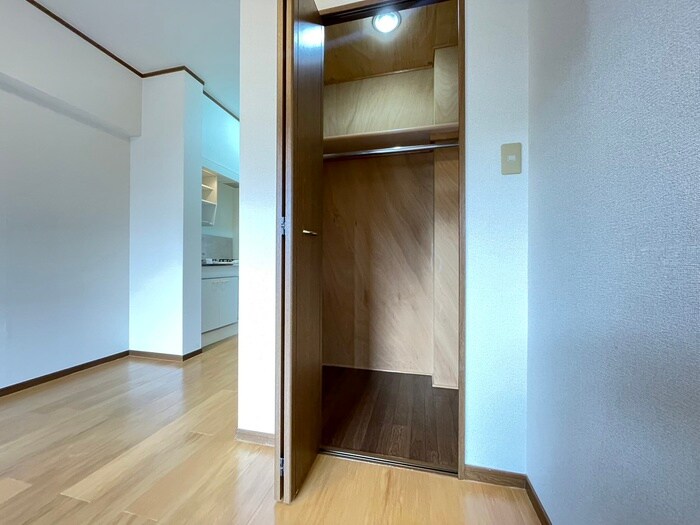 物件内観写真9　(収納)