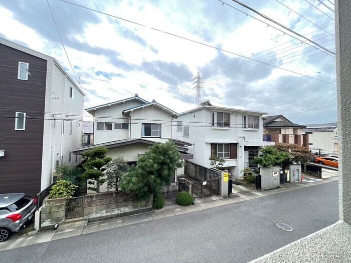 物件内観写真15　(室内からの展望)