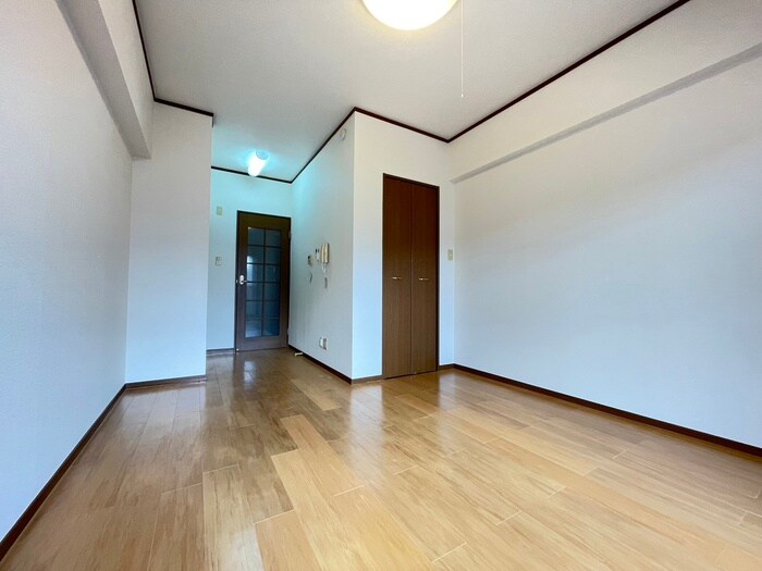 物件内観写真17　(居室)