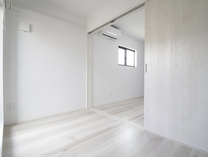 物件内観写真10　(居室)