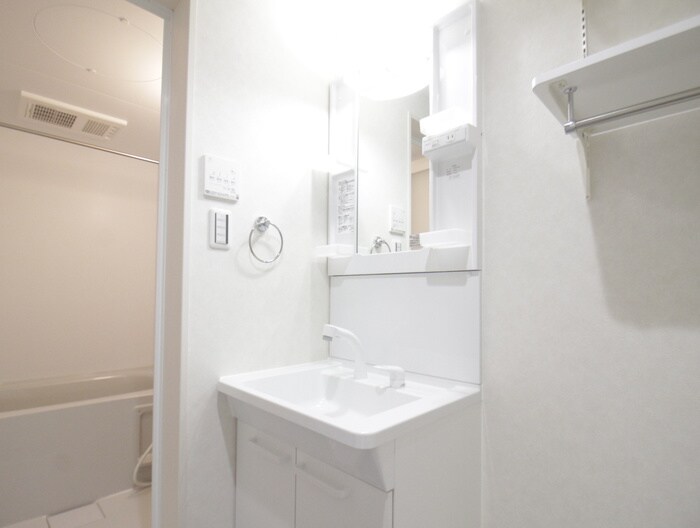 物件内観写真18　(洗面)