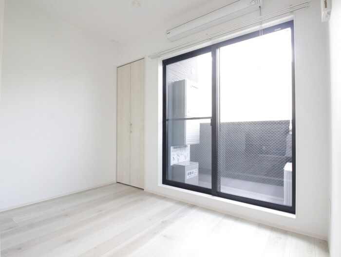 物件内観写真22　(居室)