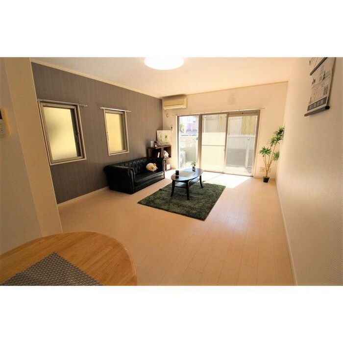 物件内観写真7　(居室)