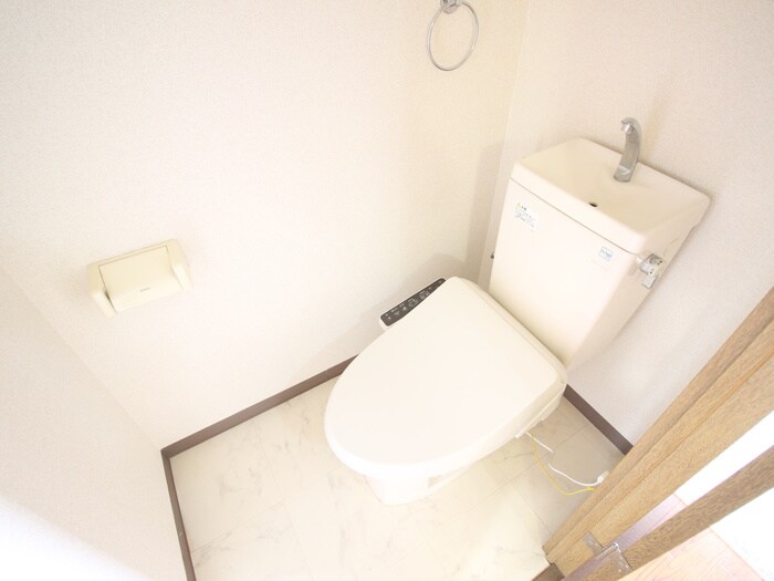 物件内観写真12　(トイレ)