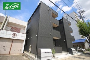 CRASTINE弥生町A棟外観写真