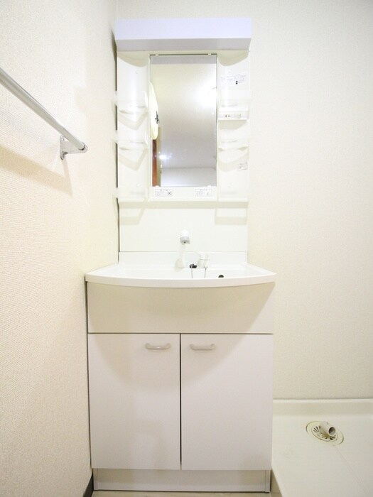 物件内観写真11　(洗面)