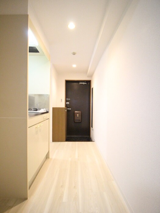 物件内観写真18　(廊下)