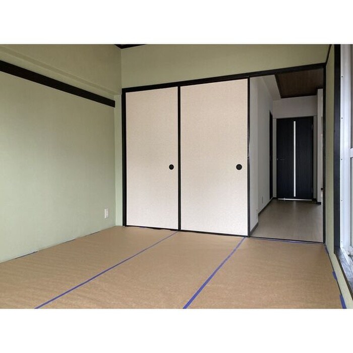 物件内観写真12　(収納)