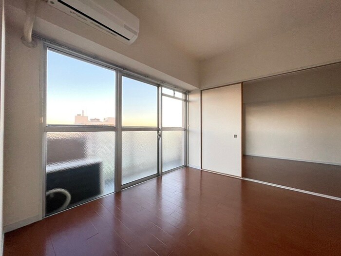 物件内観写真7　(居室)