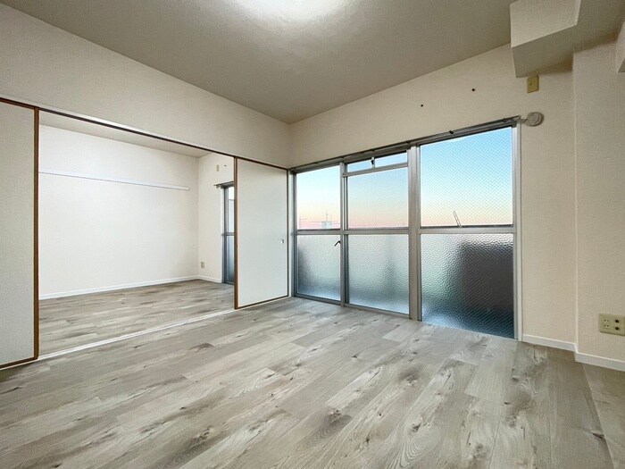 物件内観写真7　(居室)