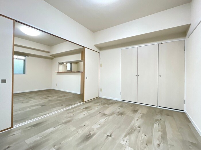 物件内観写真8　(居室)