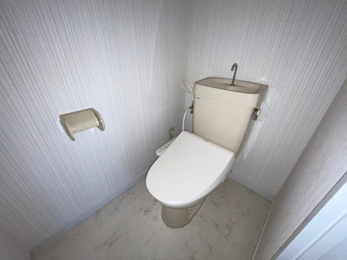 物件内観写真13　(トイレ)