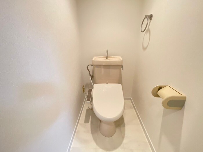 物件内観写真13　(トイレ)