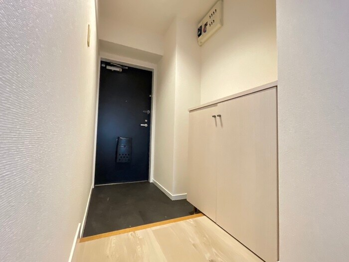 物件内観写真21　(玄関)