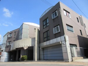 パ－クサイドコ－ト外観写真