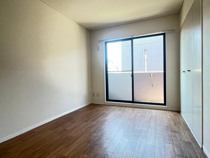 物件内観写真17　(居室)