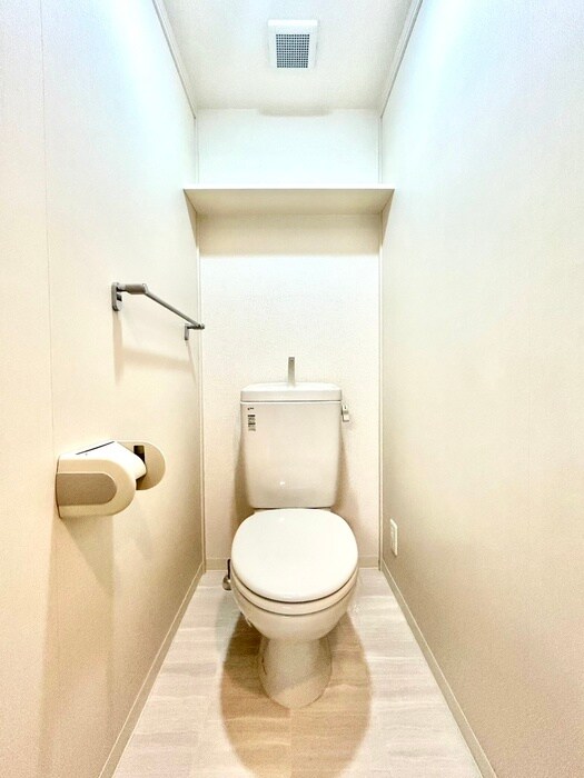 物件内観写真15　(トイレ)