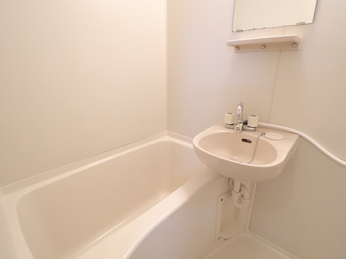 物件内観写真13　(バス／シャワールーム等)