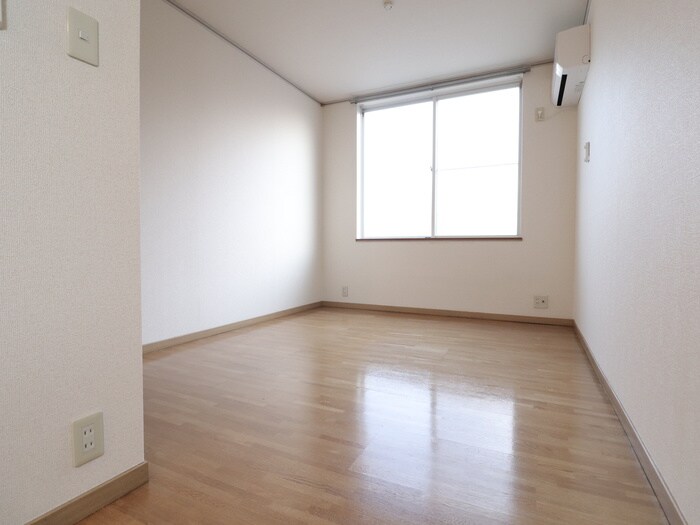 物件内観写真19　(居室)