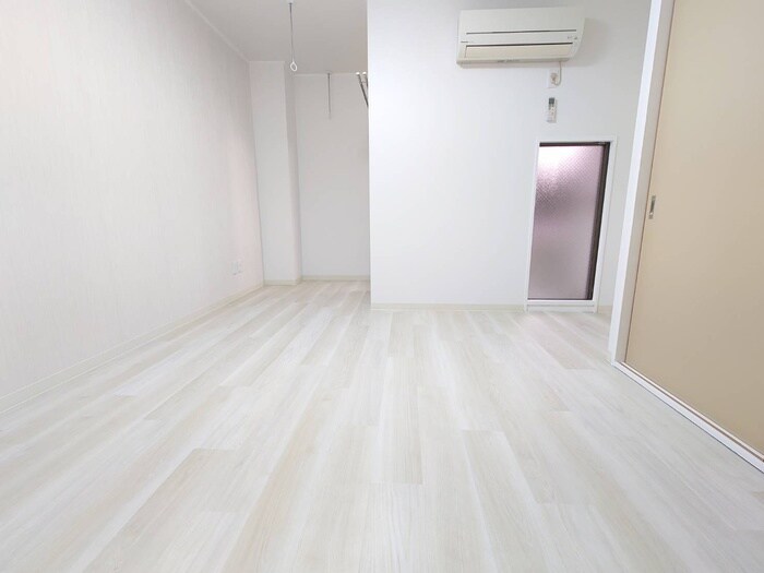 物件内観写真13　(居室)