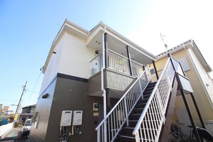 サ－プラス南出外観写真