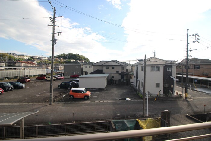 物件内観写真20　(室内からの展望)