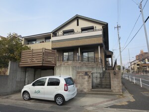 梅ヶ丘貸家外観写真
