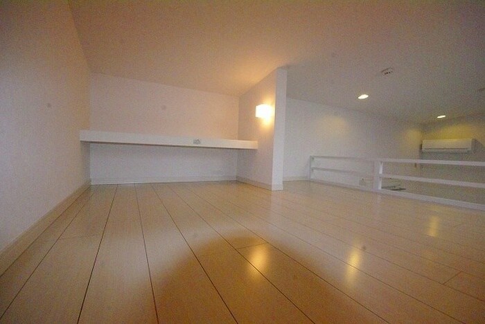 物件内観写真9　(ロフト)