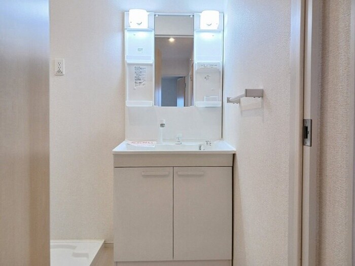 物件内観写真9　(洗面)