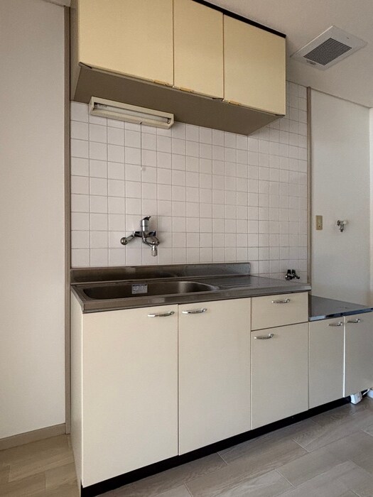 KANZA野並のキッチン