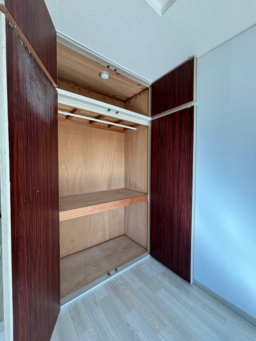 物件内観写真10　(収納)