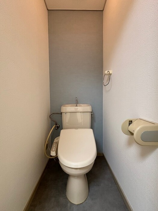 物件内観写真14　(トイレ)