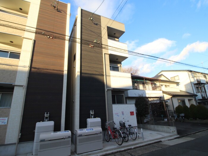 物件外観写真1　(外観写真)