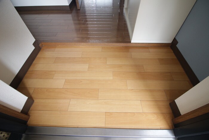 物件内観写真18　(玄関)