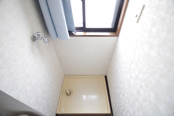 物件内観写真20　(洗濯機置場)