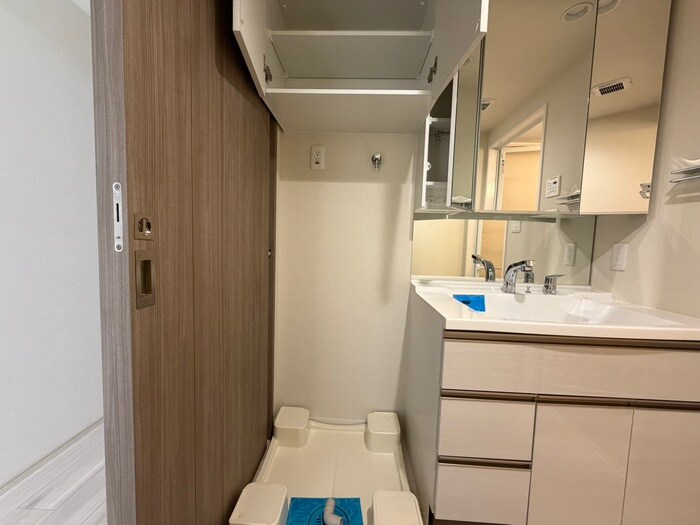 物件内観写真15　(洗濯機置場)