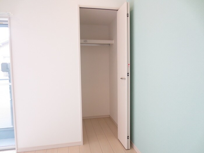 物件内観写真15　(収納)