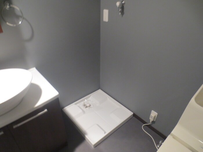 物件内観写真15　(洗濯機置場)