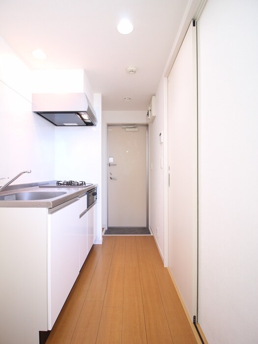 物件内観写真18　(廊下)