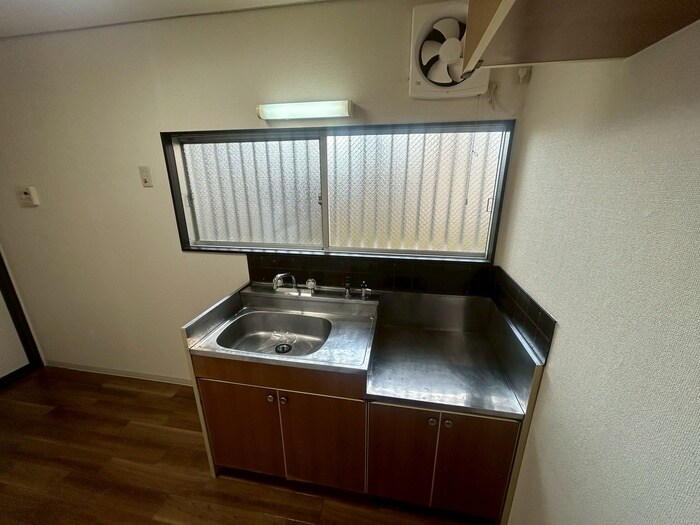 物件内観写真8　(キッチン)