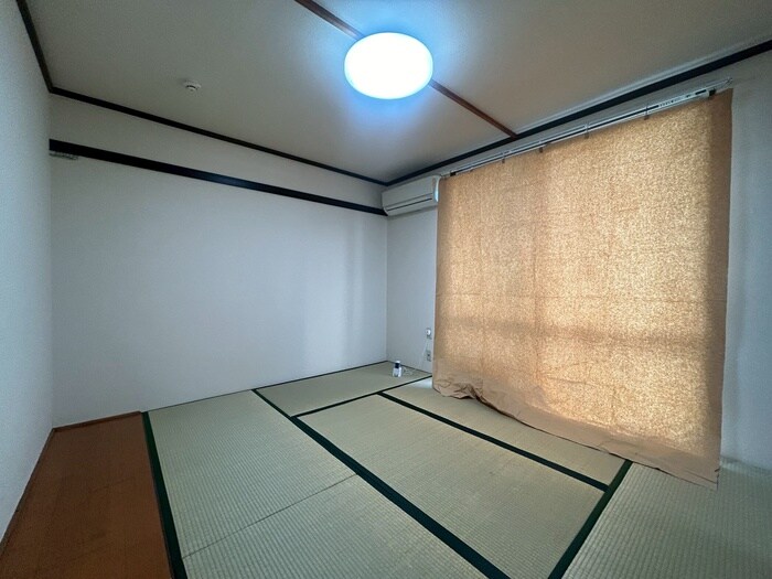 物件内観写真13　(居室)