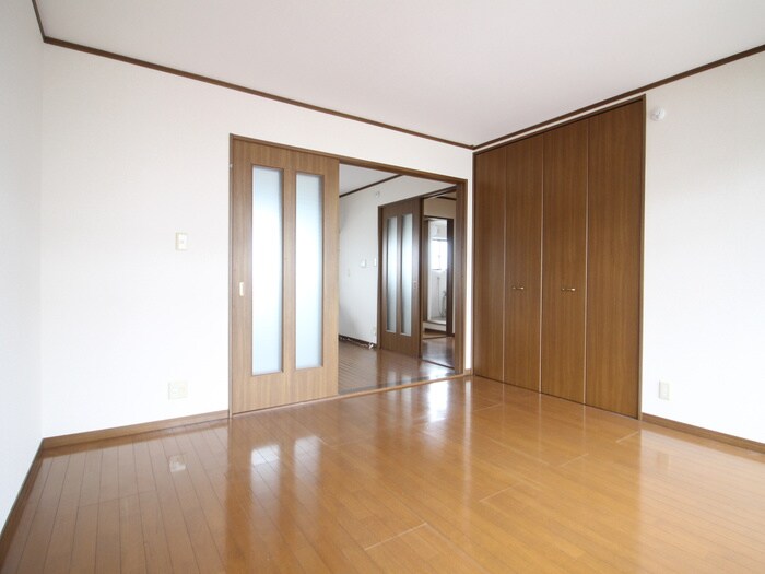 物件内観写真21　(居室)